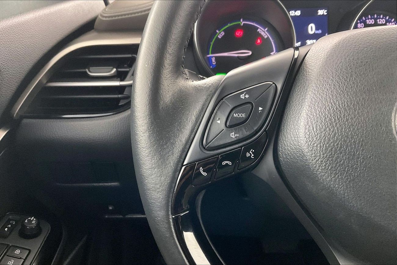 تويوتا CHR VX | National Day Celebration | شامل الضمان | 0 ﺪﻔﻋﺓ ﺃﻮﻟﻯ