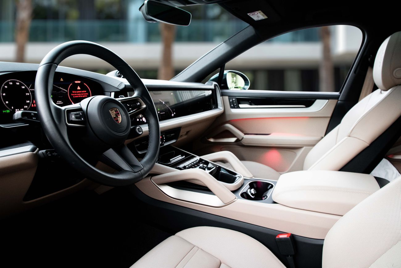 بورش كايان Cayenne Coupe | 9,107 P.M | 0% Downpayment | Special Edition | Warranty | British Racing Green