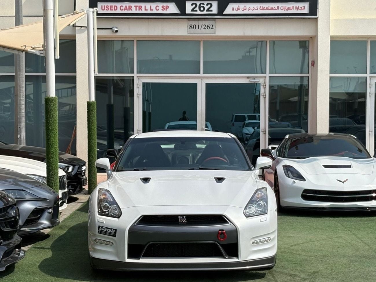 نيسان جي تي ار Premium 3.8L (2 Seater)