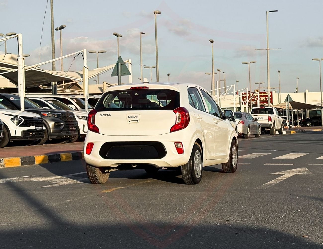 كيا بيكانتو LX كيا بيكانتو | 1.2 لتر | 2023 | خليجية | خالية من الحوادث | بحالة ممتازة | 470 شهريًا