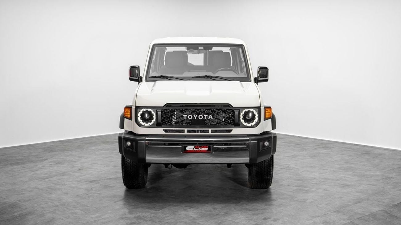 Toyota Land Cruiser 70 HT VXR 40th Anniversary - 2025 - GCC - Under Warranty