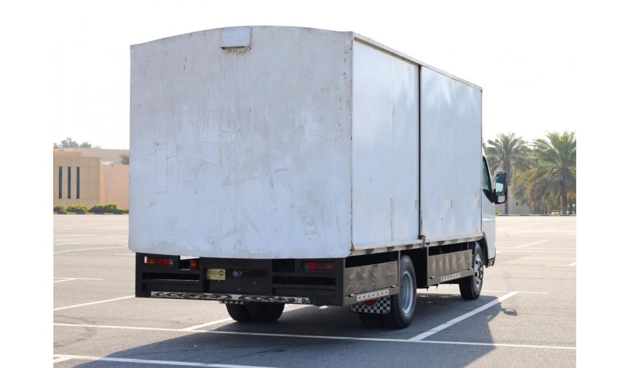 Mitsubishi Fuso Canter Water Body with Sliding Door Long Chassis 4Ton - Japan Manufactured | GCC