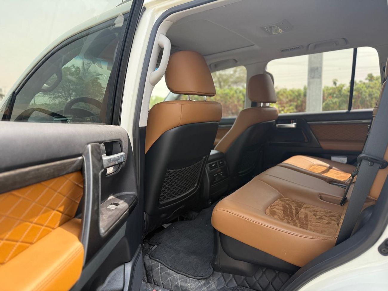 تويوتا لاند كروزر Land Cruiser GXR 4.0L Petrol V6 Grand Touring Full Option 2021 Model