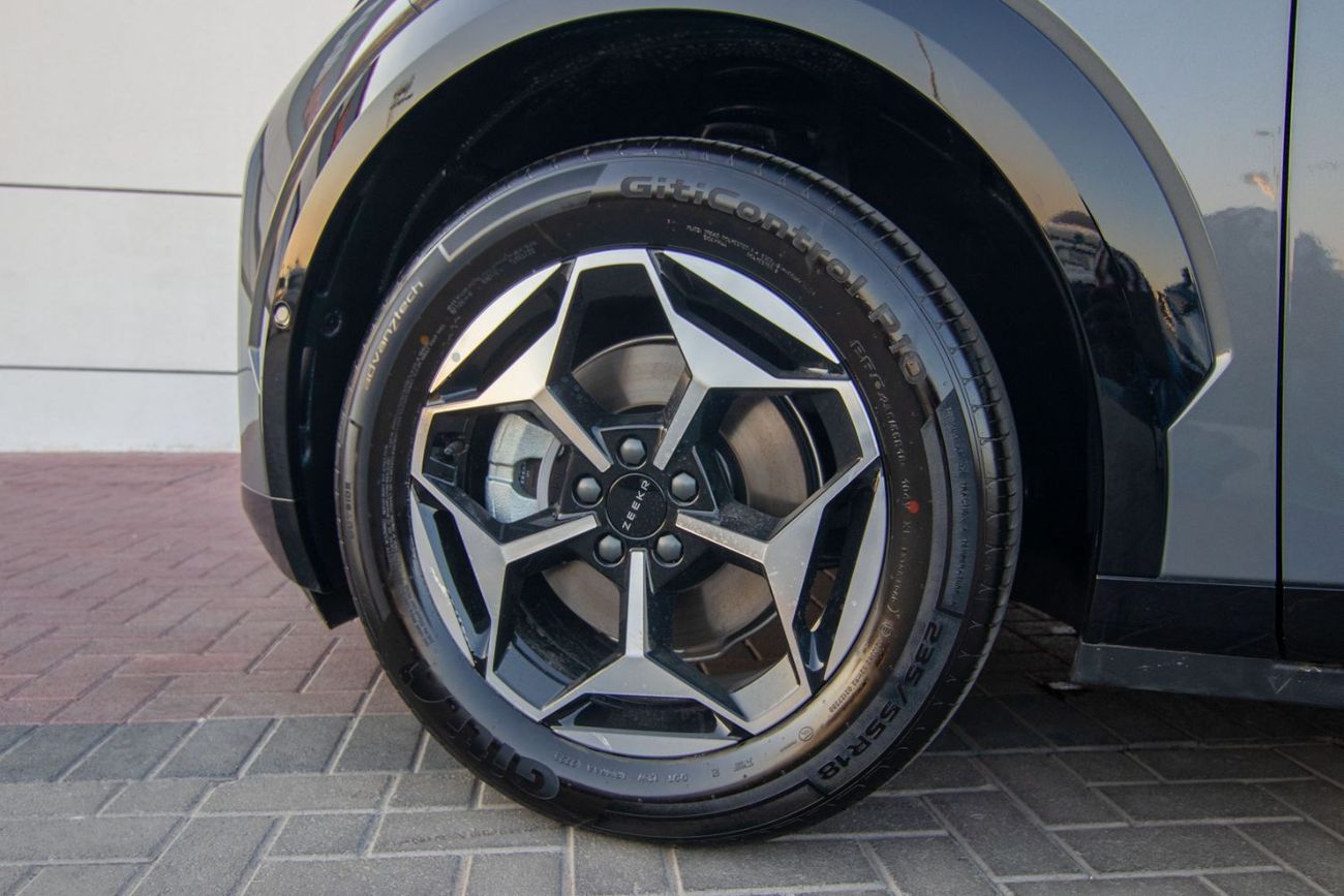 زيكر X 2026 ZEEKR X | STANDARD | RWD | GCC | 560 KM | 275 HP | EXPORT ONLY