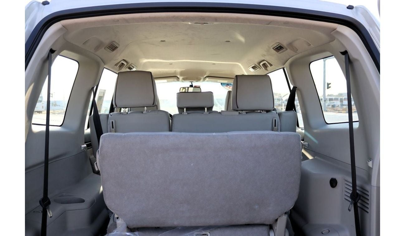 Mitsubishi Pajero ACCIDENTS FREE - GCC - MID OPTION - ENGINE 3.0 - PERFECT CONDITION INSIDE OUT