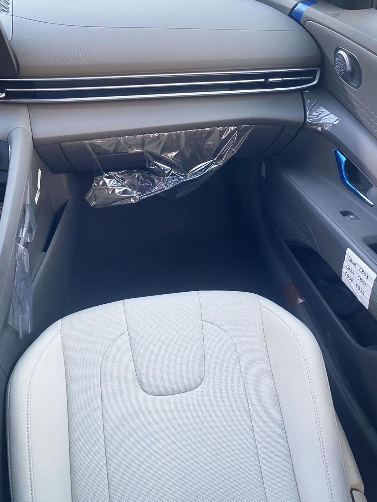 هيونداي إلانترا SMART HYUNDAI ELANTRA CN7 1.6L PREMIERE PLUS GCC SPECS 2024 MODEL 17800  EXPORT PRICE