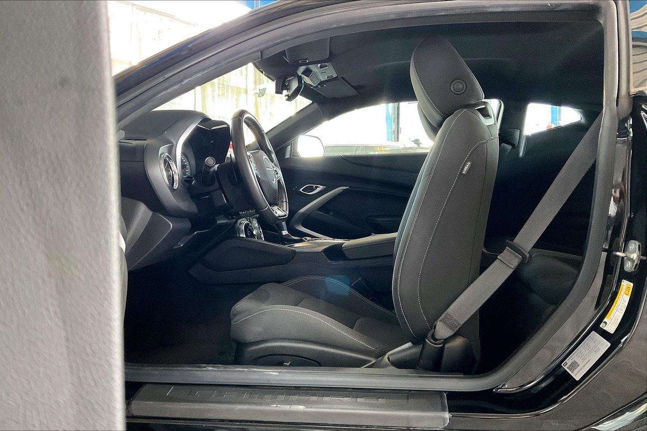 Chevrolet Camaro 1LT | National Day Celebration | Guaranteed Warranty | 0 Down Payment