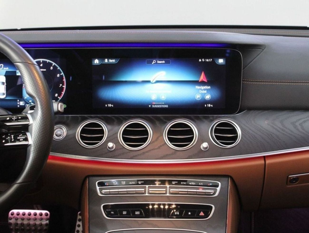 مرسيدس بنز E300 بريميوم