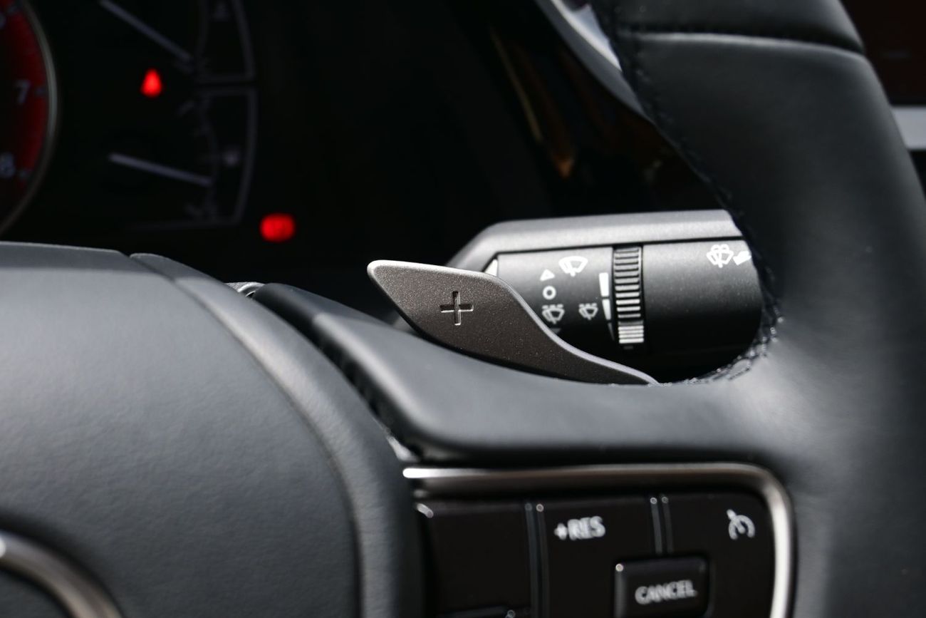 لكزس ES300h Lexus ES300h 2.5L Hybrid Model 2023, Color White