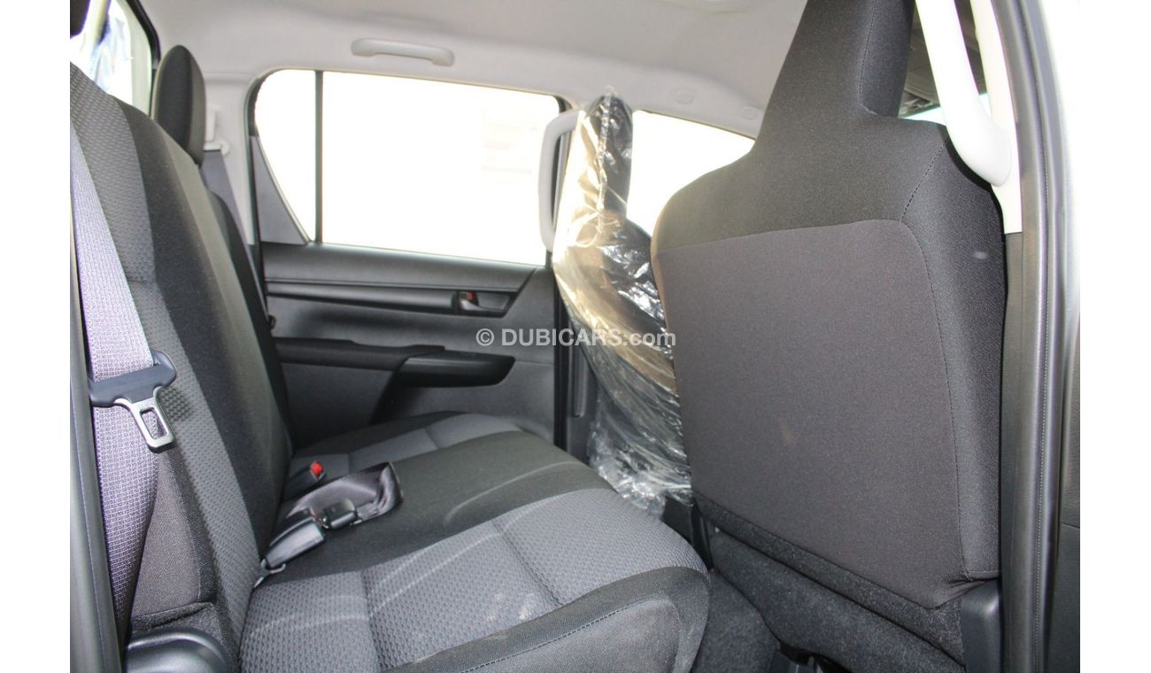 Toyota Hilux TOYOTA HILUX 2.4L DIESEL DOUBLE CAB DLX G MANUAL