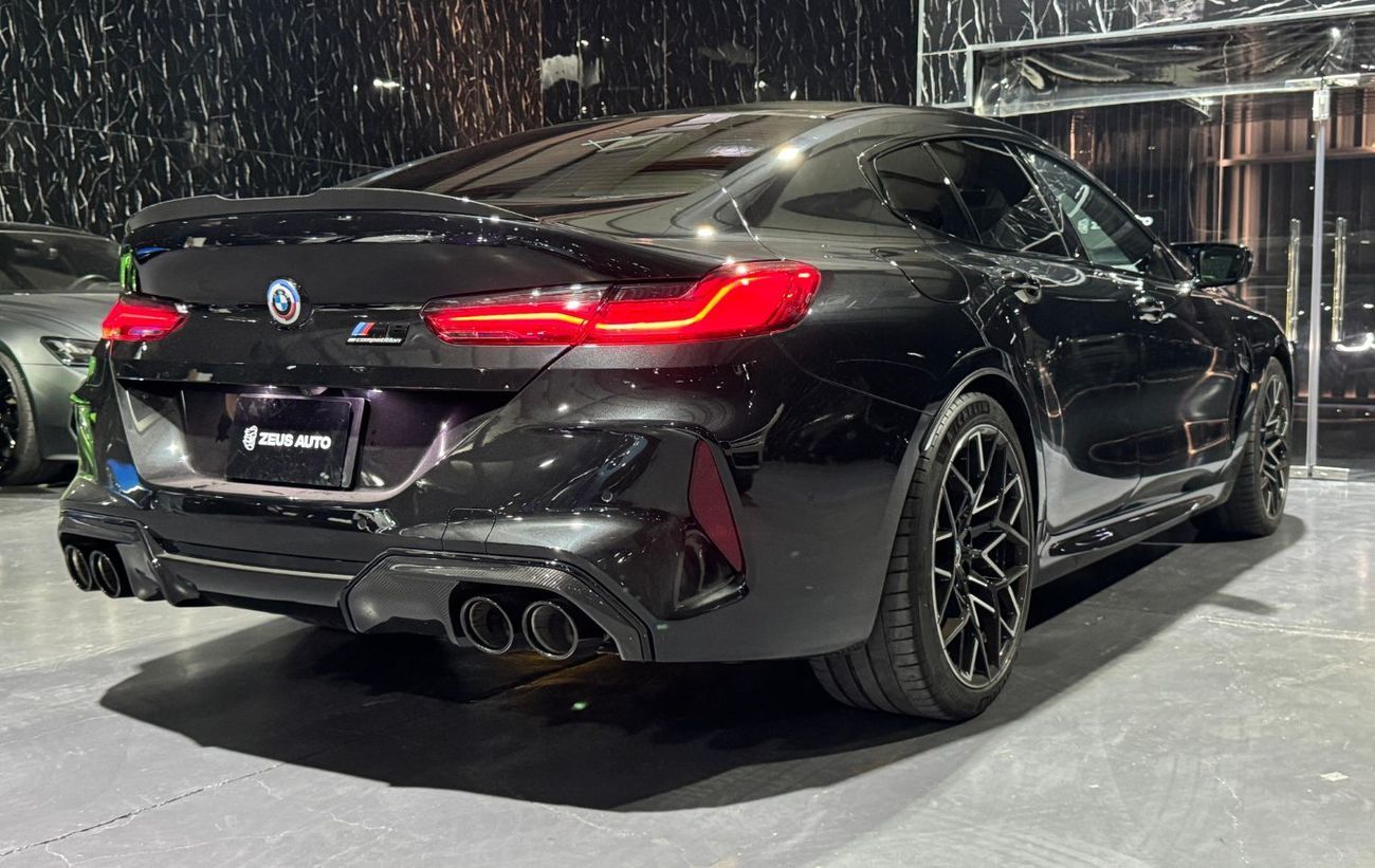 BMW M8 Competition 4.4L (625 HP) 2023 BMW M8 Gran Coupe, Carbon Core Package, Very Low Kms, 625HP