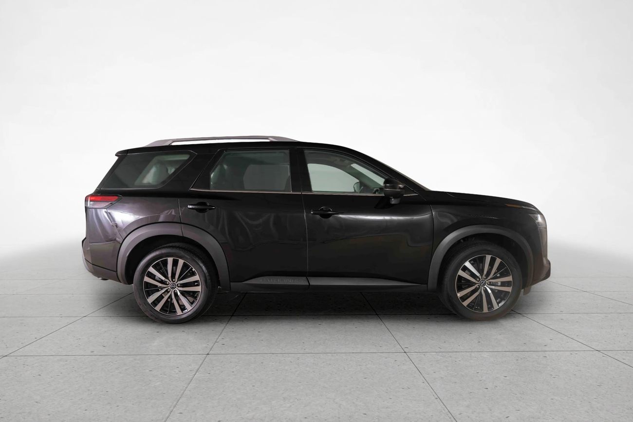 Nissan Pathfinder SV 3.5L (260 HP) 4WD SV 3.5