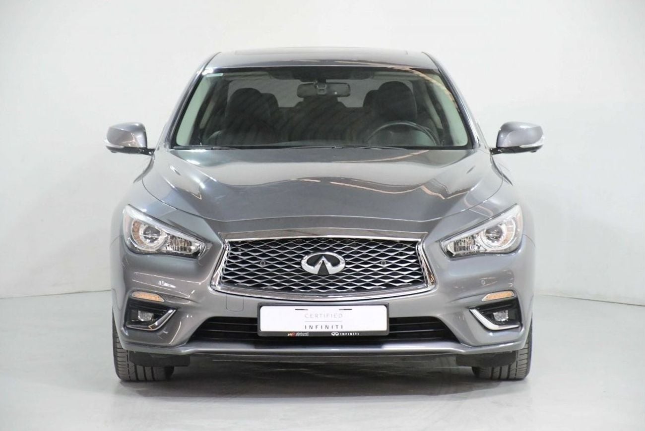 Infiniti Q50 Luxe