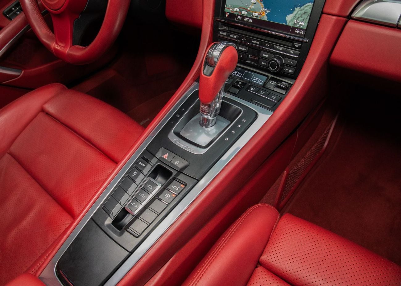 Porsche 911 CARRERA 4
