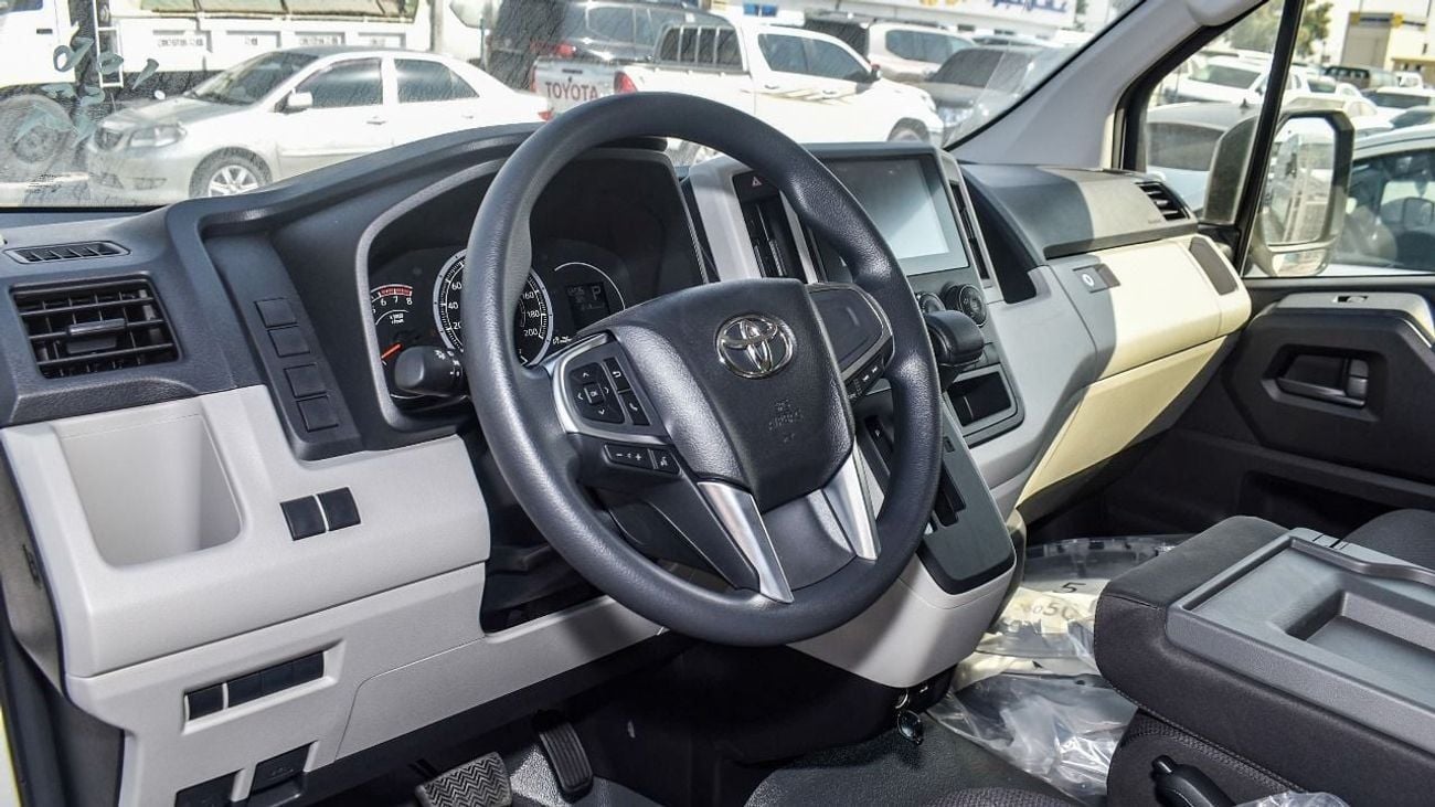 Toyota Hiace High Roof Van 3.5L