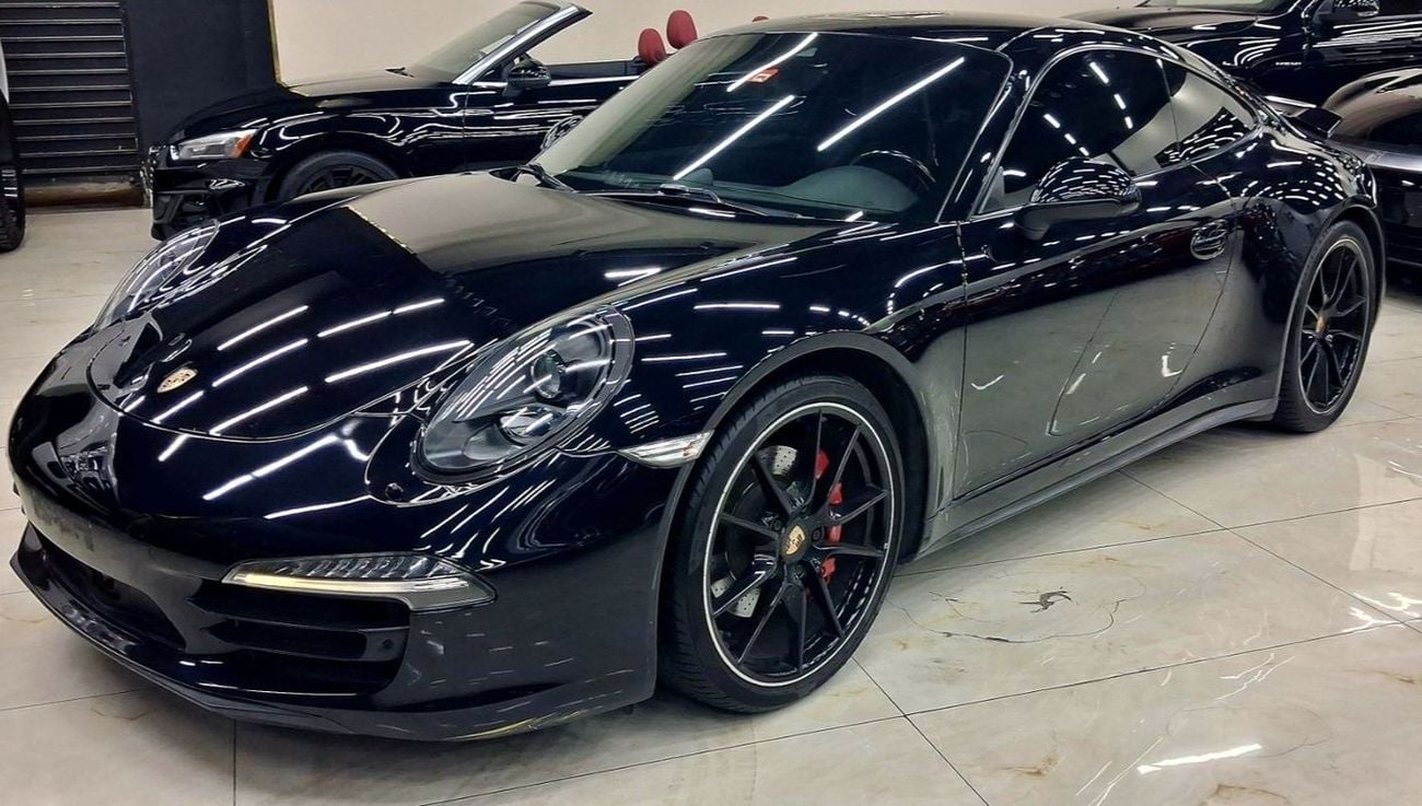 Porsche 911 CARRERA 4S