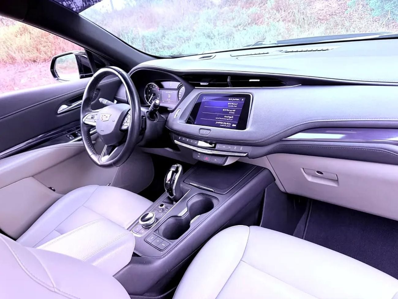 كاديلاك XT4 لاكجوري GCC Specs | Low Mileage | Warranty