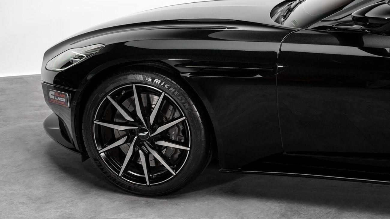 Aston Martin DB11 VOLANTE V8 - 2020 - GCC Specs