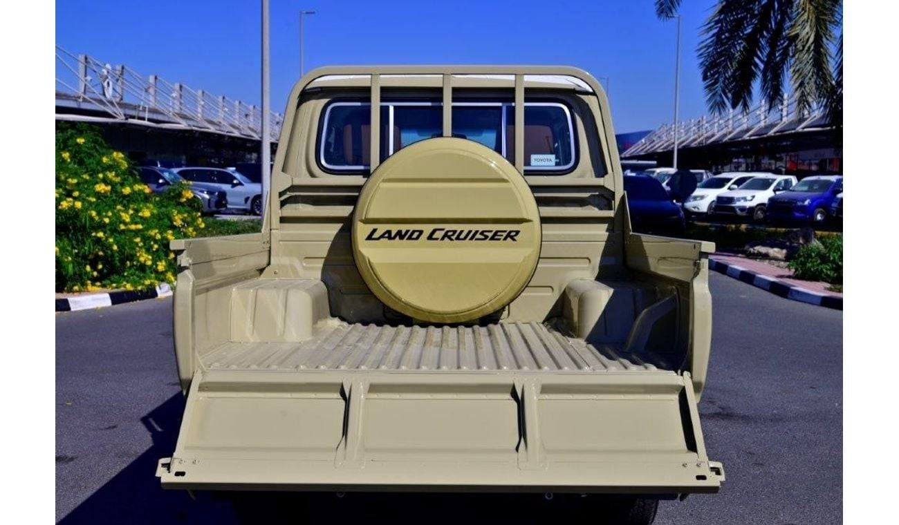 تويوتا لاند كروزر بيك آب 2024 TOYOTA LAND CRUISER 79 DOUBLE CAB PICKUP LX-Z 2.8L DIESEL AT