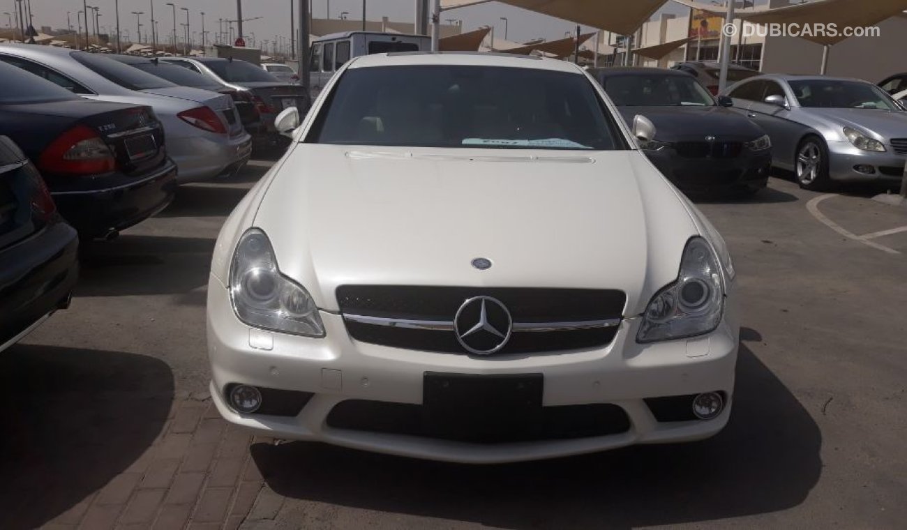 Mercedes-Benz CLS 55 AMG 2007 Full options clean car from Japan