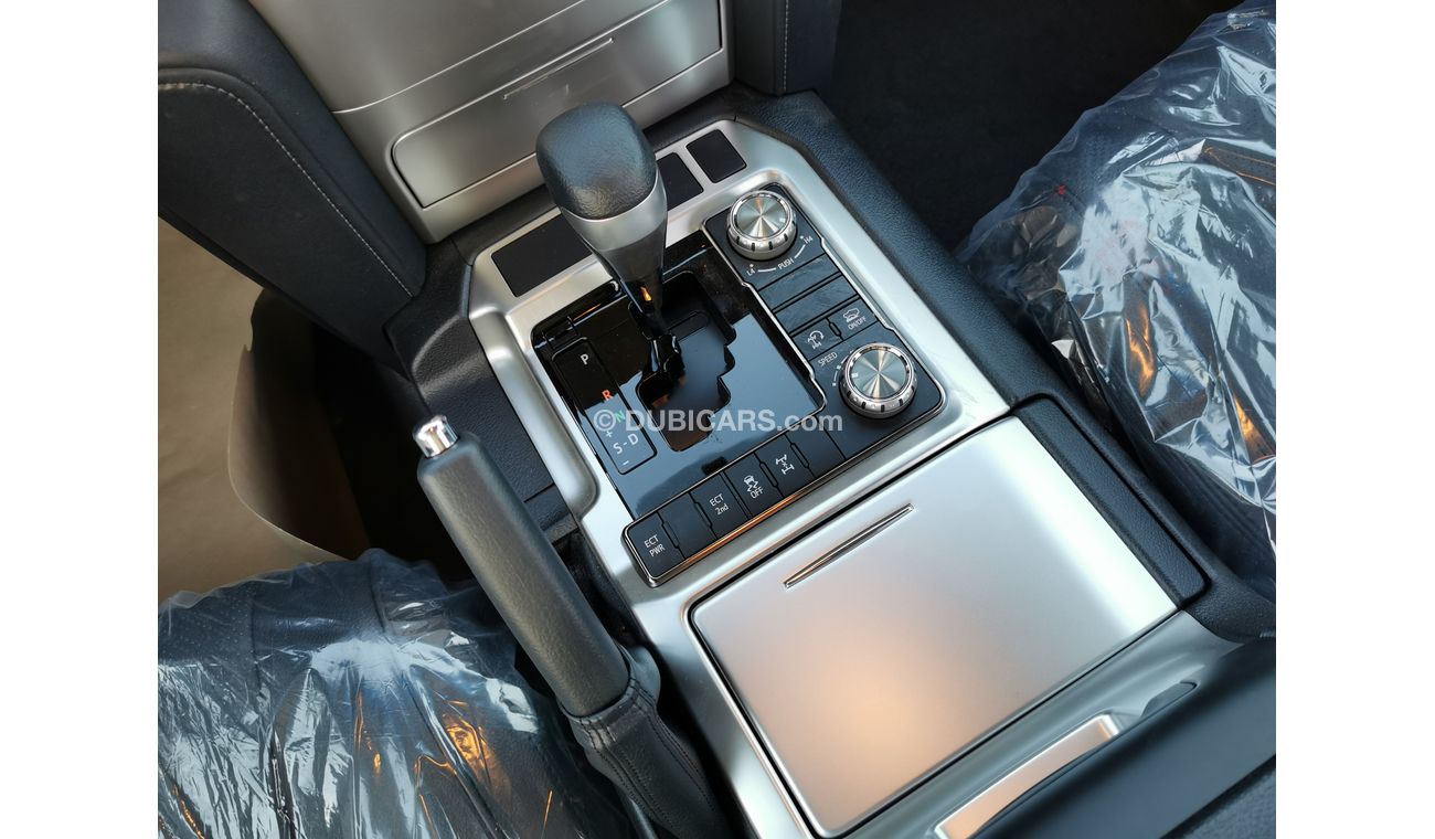 Toyota Land Cruiser 4.0L, PETROL, Grand Touring, 20" AW (CODE # GXR2019)