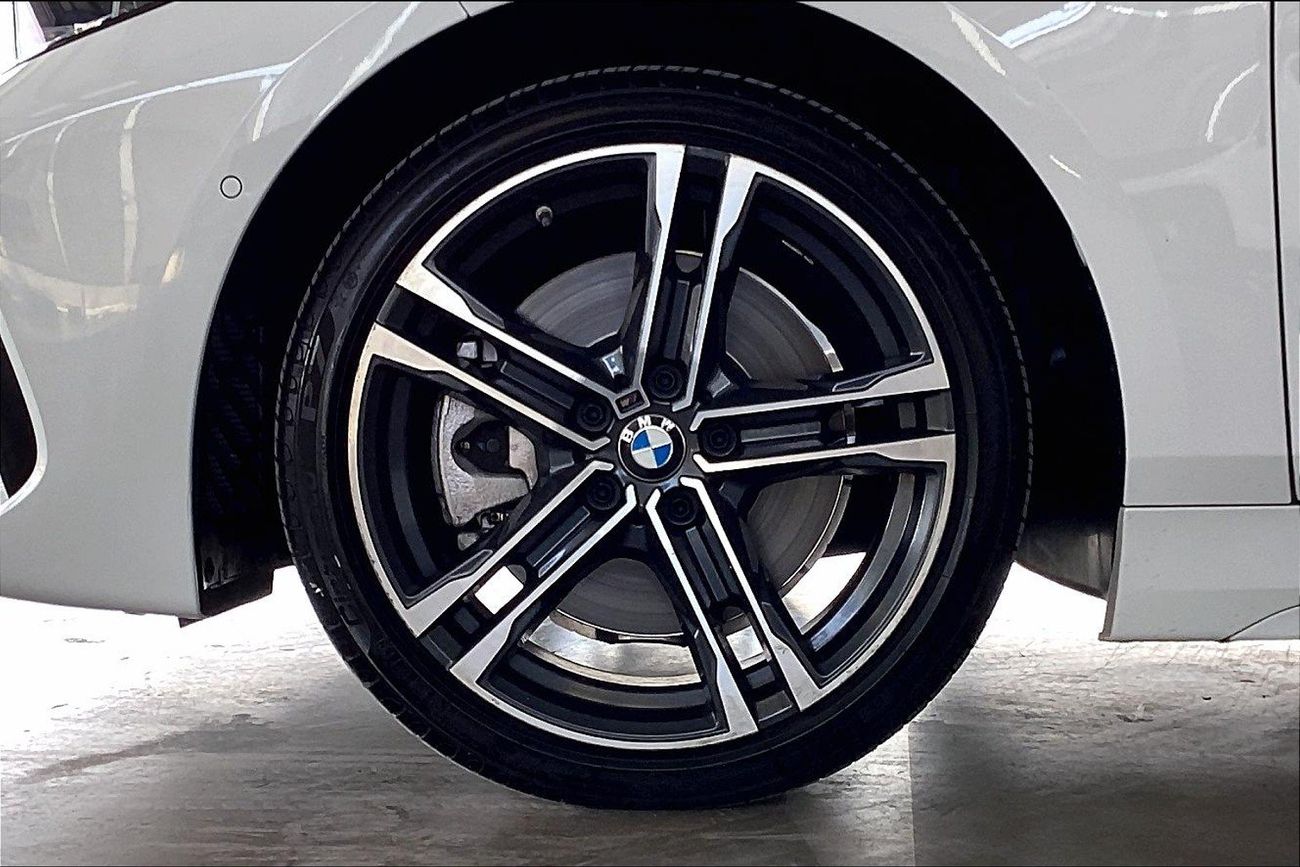 بي أم دبليو 120i M-Sport | شامل الضمان | 0 ﺪﻔﻋﺓ ﺃﻮﻟﻯ