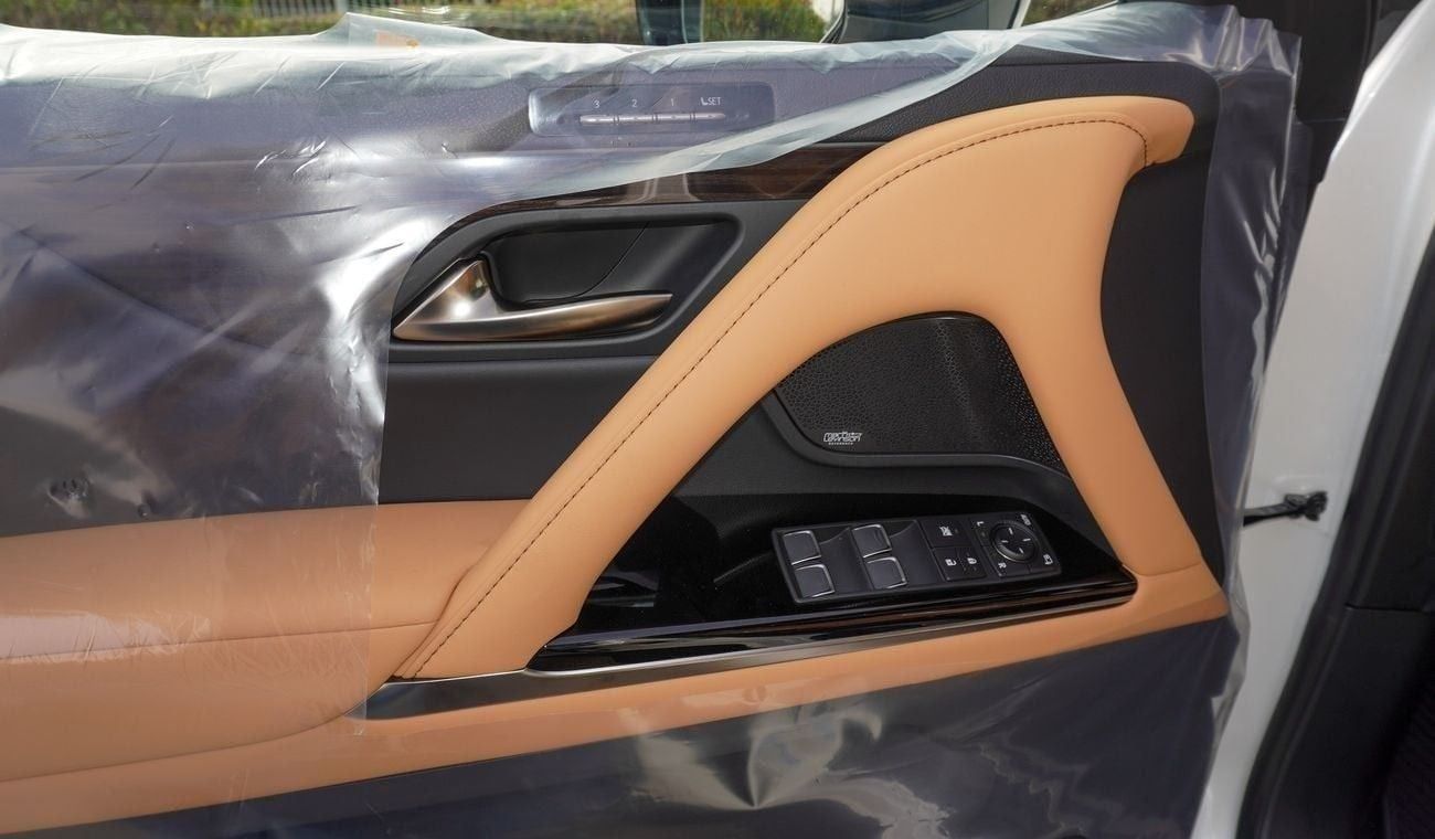 Lexus LX 700h Signature