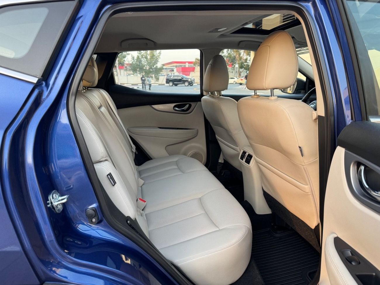 نيسان كاشكاي Panorama AWD 360 cameras