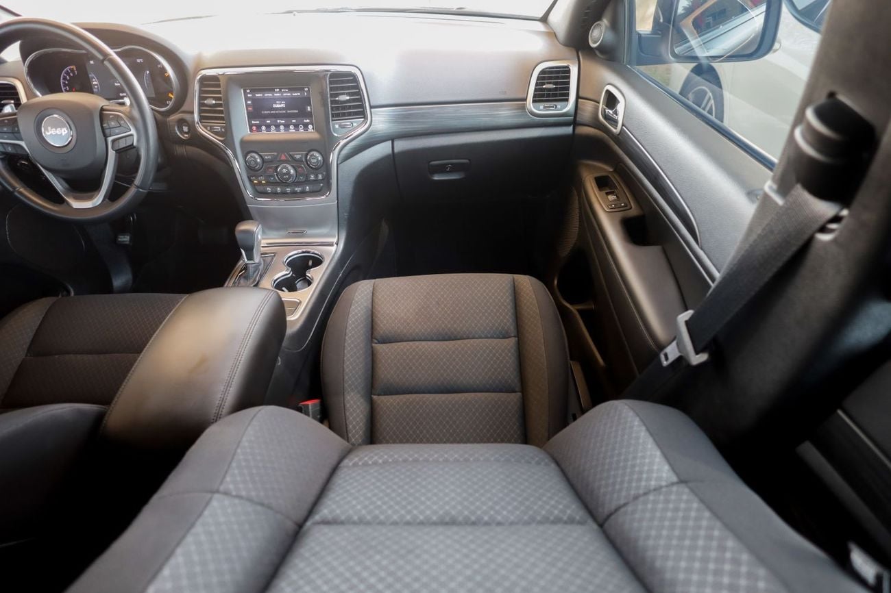 Jeep Grand Cherokee Laredo