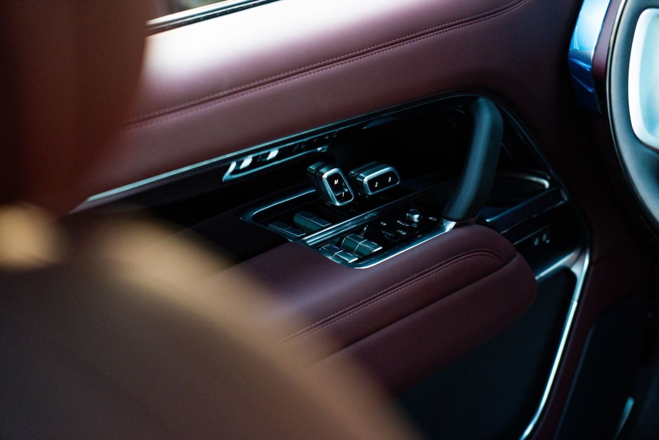 لاند روفر رينج روفر HSE 400 | Full Option | 3.0L | V6 | 2025