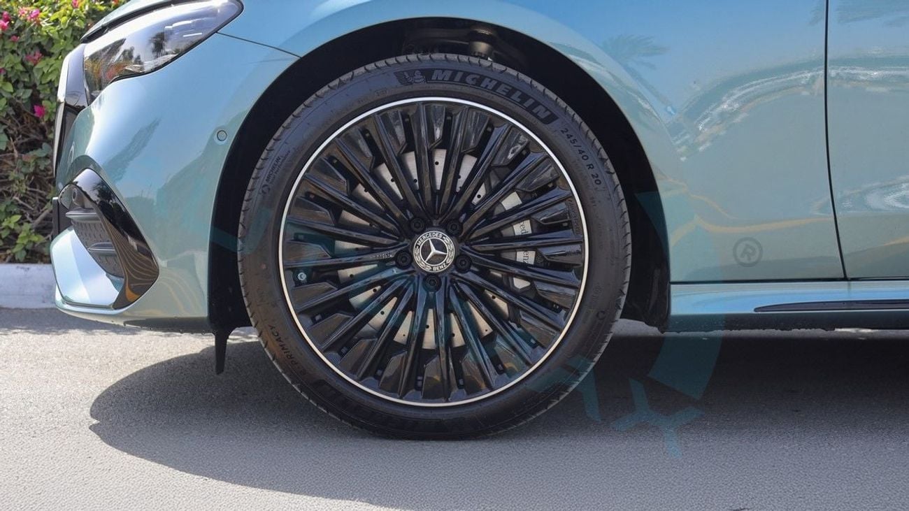 Mercedes-Benz E300 (For Export , НА ЭКСПОРТ) AMG EQ Boost 2.0T RWD 2026 GCC Без пробега