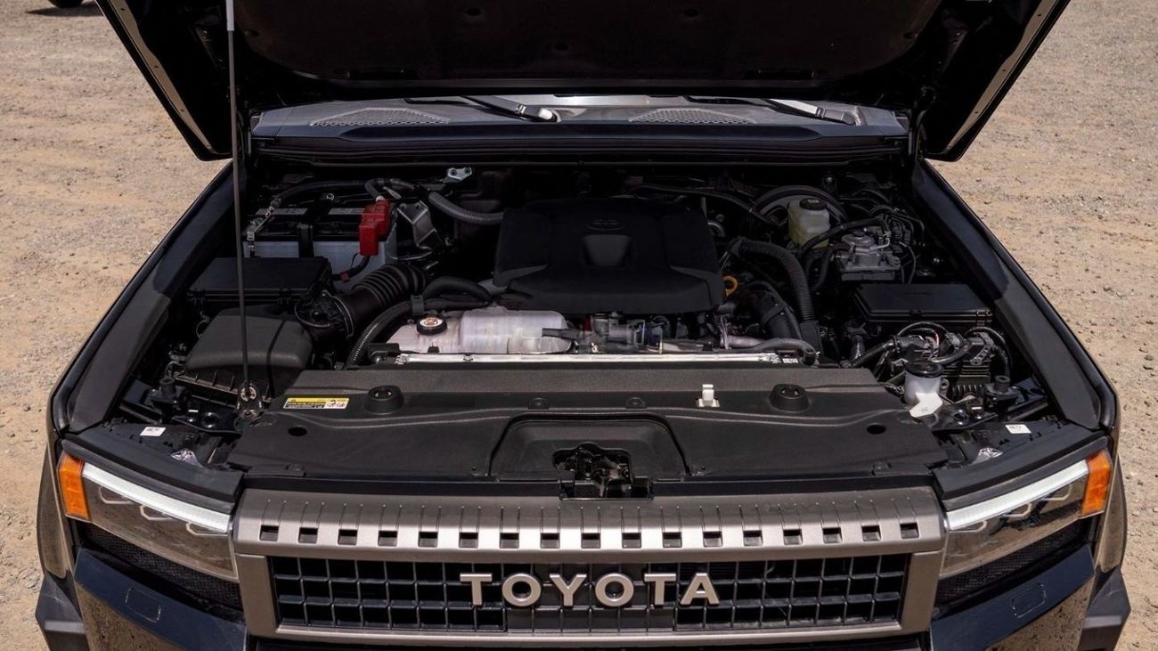 تويوتا برادو TOYOTA PRADO 250 LUXURY  2.8D AT MY2025 – BLACK