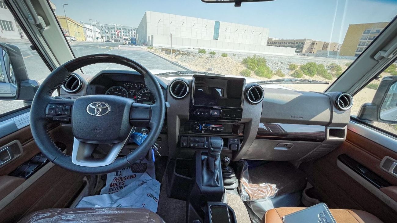 Toyota Land Cruiser 70 TOYOTA LAND CRUISER 76 2.8 HTOP DIESEL 2024 MODEL