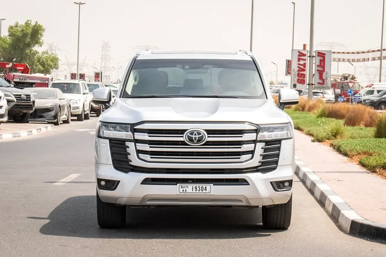 Toyota Land Cruiser GXR 4.0 - UNDER WARRANTY GCC SPECS - EXCELLENT CONDITION