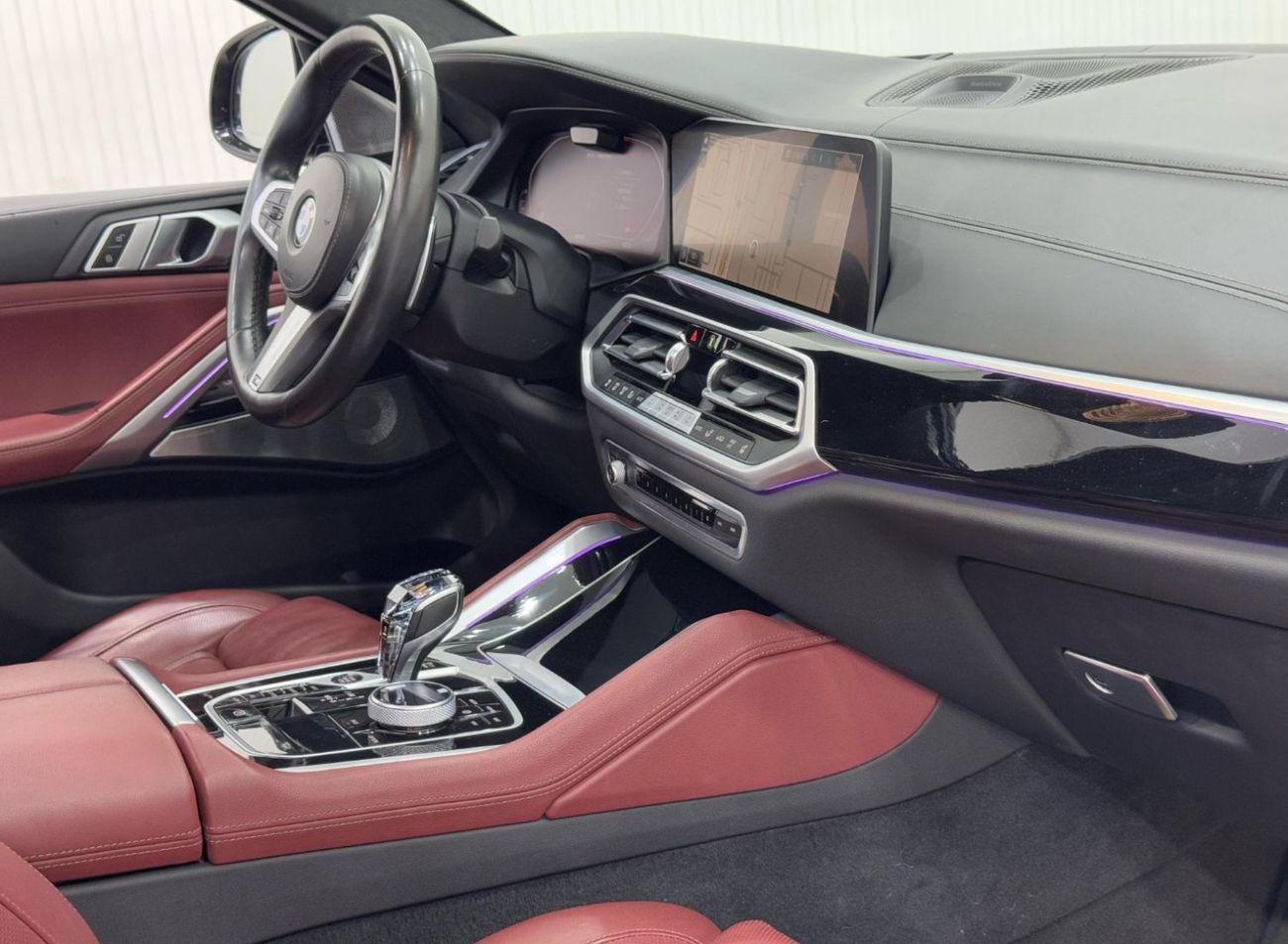 BMW X6 M50i 4.4L 2022 BMW X6 M50i, Oct 2026 AGMC Warranty + Service Package, Full Service History, GCC