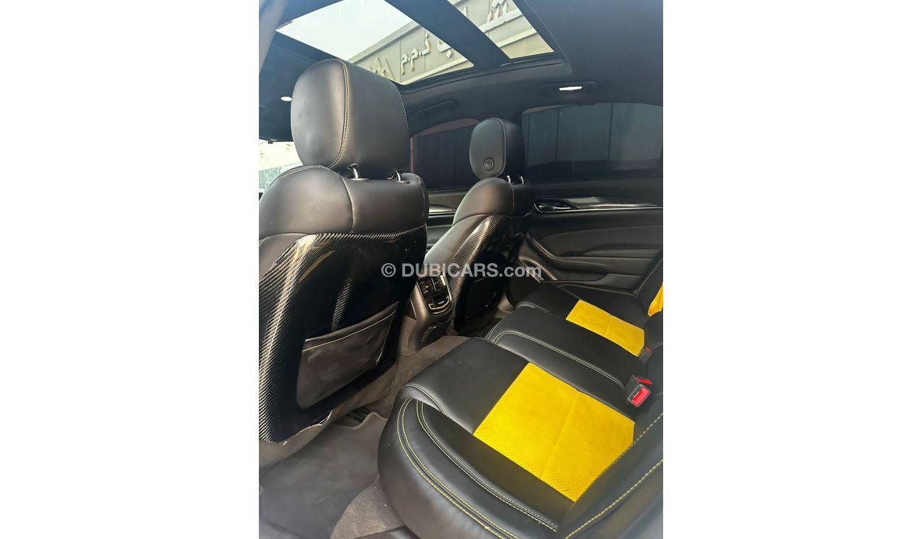 كاديلاك CTS V