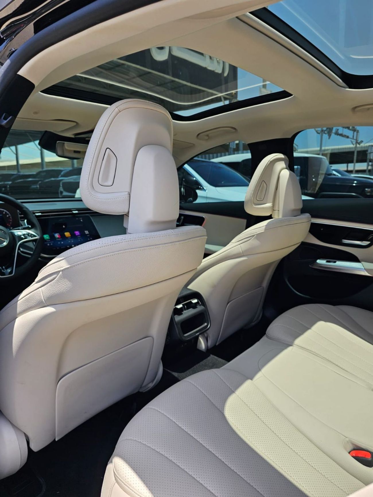 مرسيدس بنز E200 2.0L