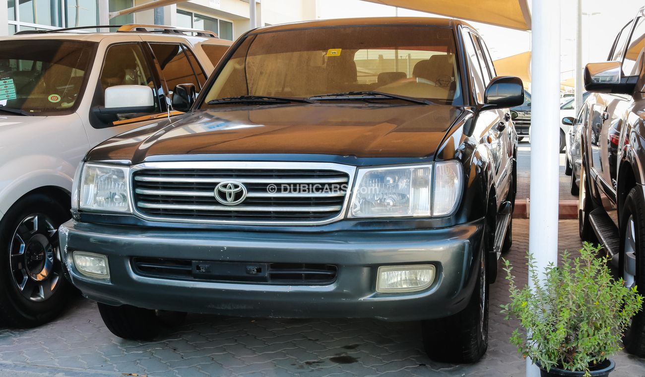 Used Toyota Land Cruiser V8 2001 for sale in Dubai 85800