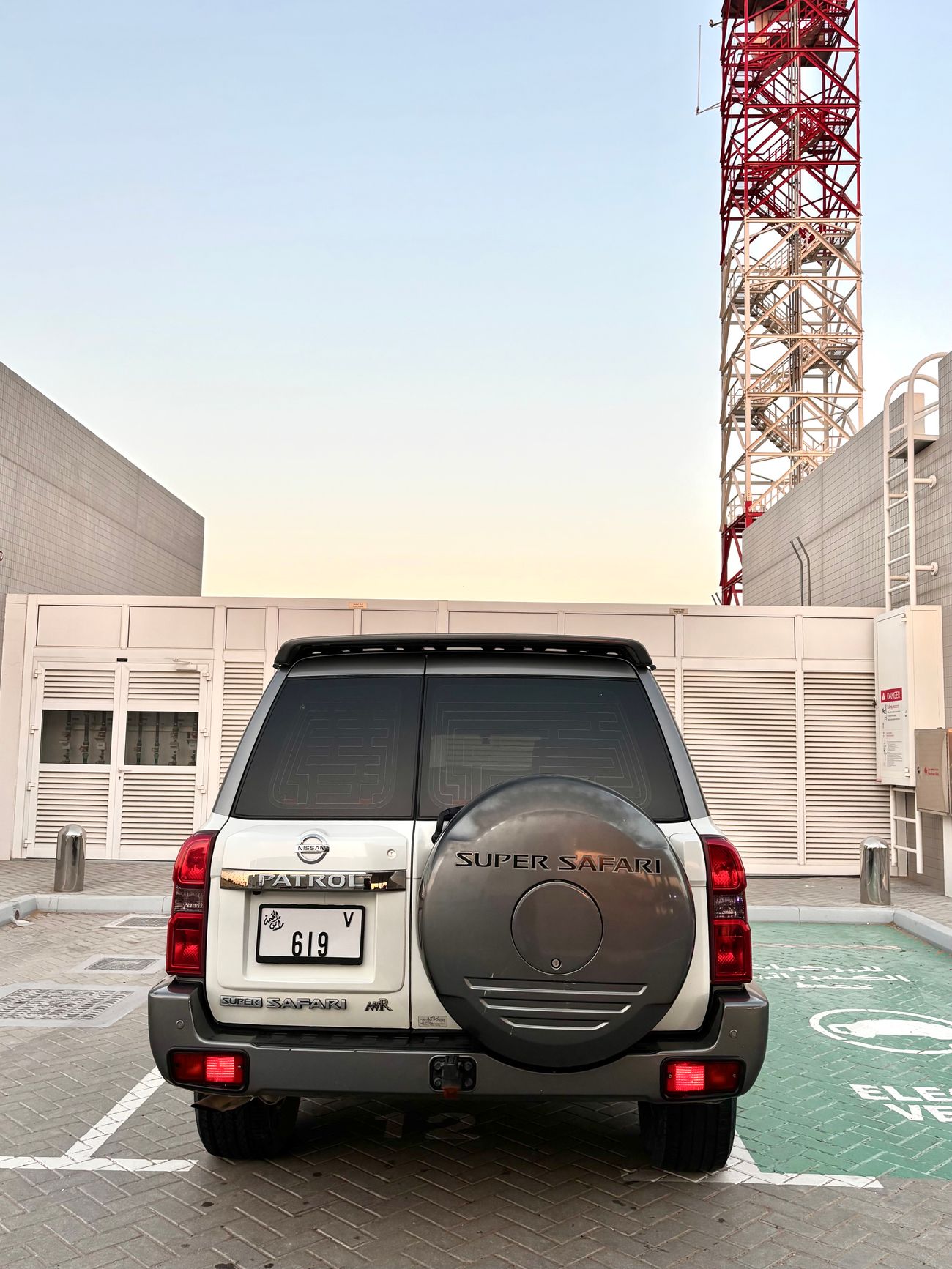 Nissan Patrol Super Safari