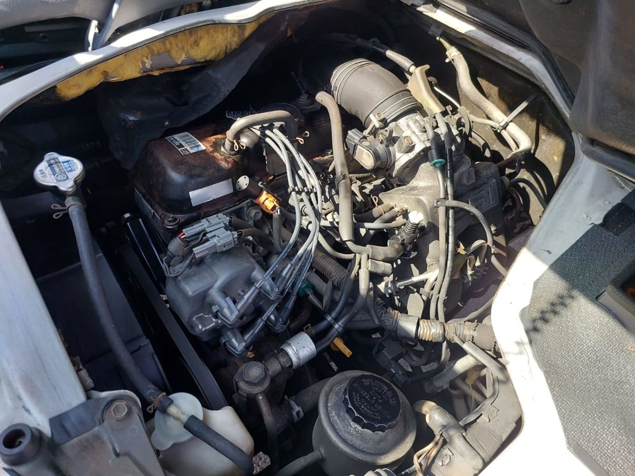 Toyota Hiace (RAMADAN OFFER) TOYOTA HIACE VAN AMBULANCE RHD 1997 MODEL 2.4 L PETROL AUTOMATIC(PM01771)