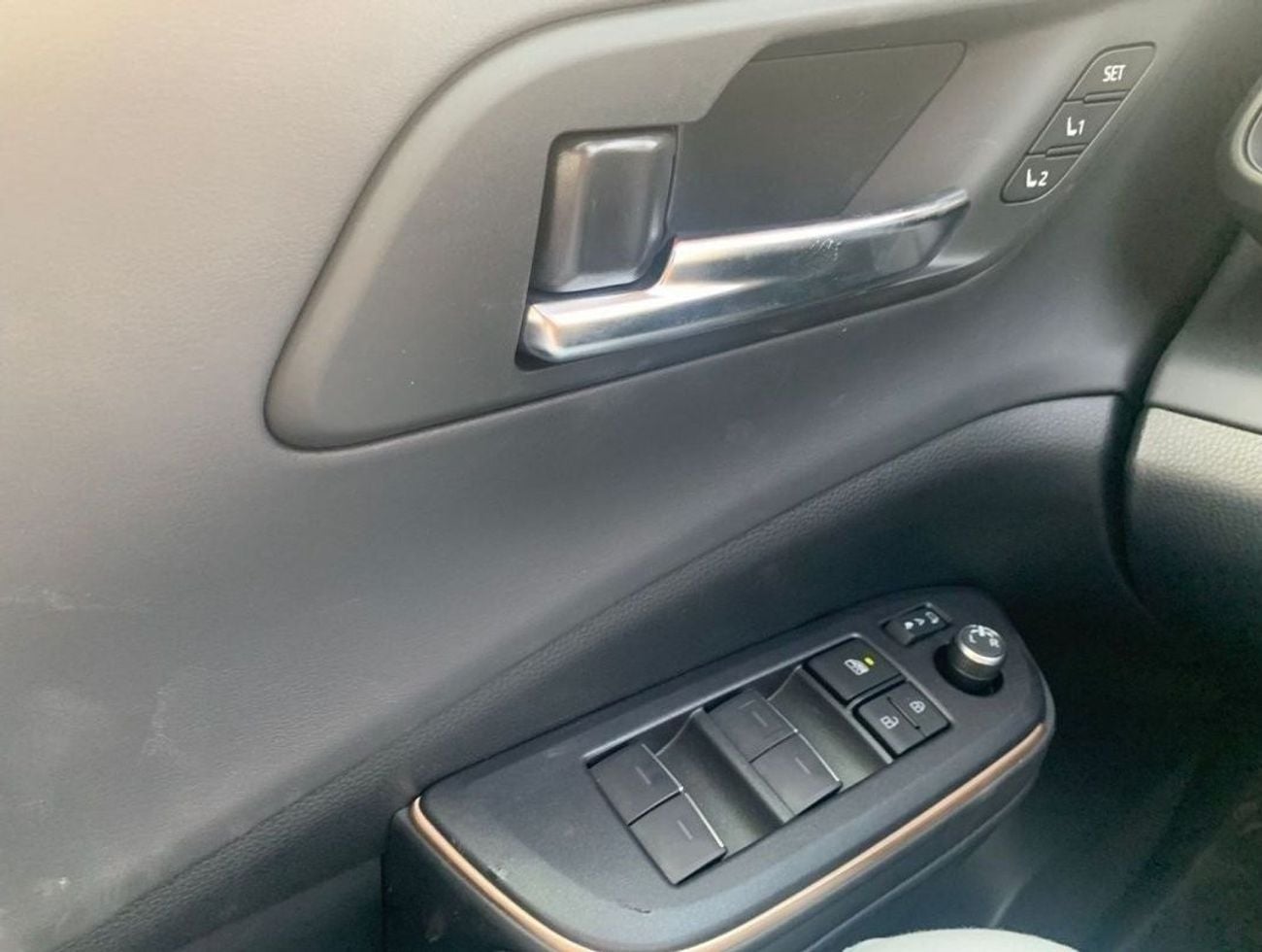 Toyota Crown TOYOTA CROWN 2.5L HYBRID FULL OPTION 2026 GCC FULL OPTION GCC SPECS