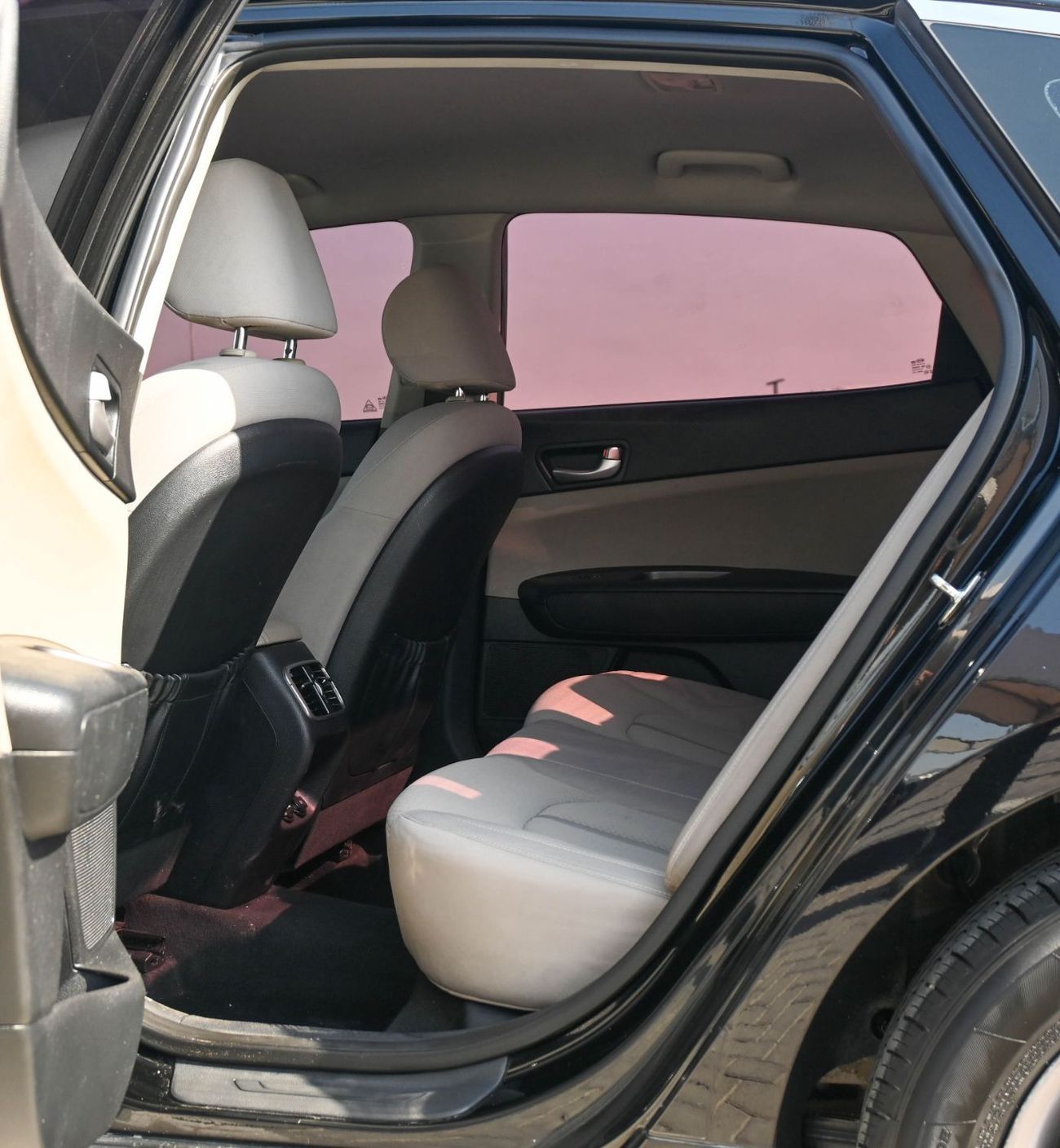 كيا أوبتيما LX 2.0L (157 HP)