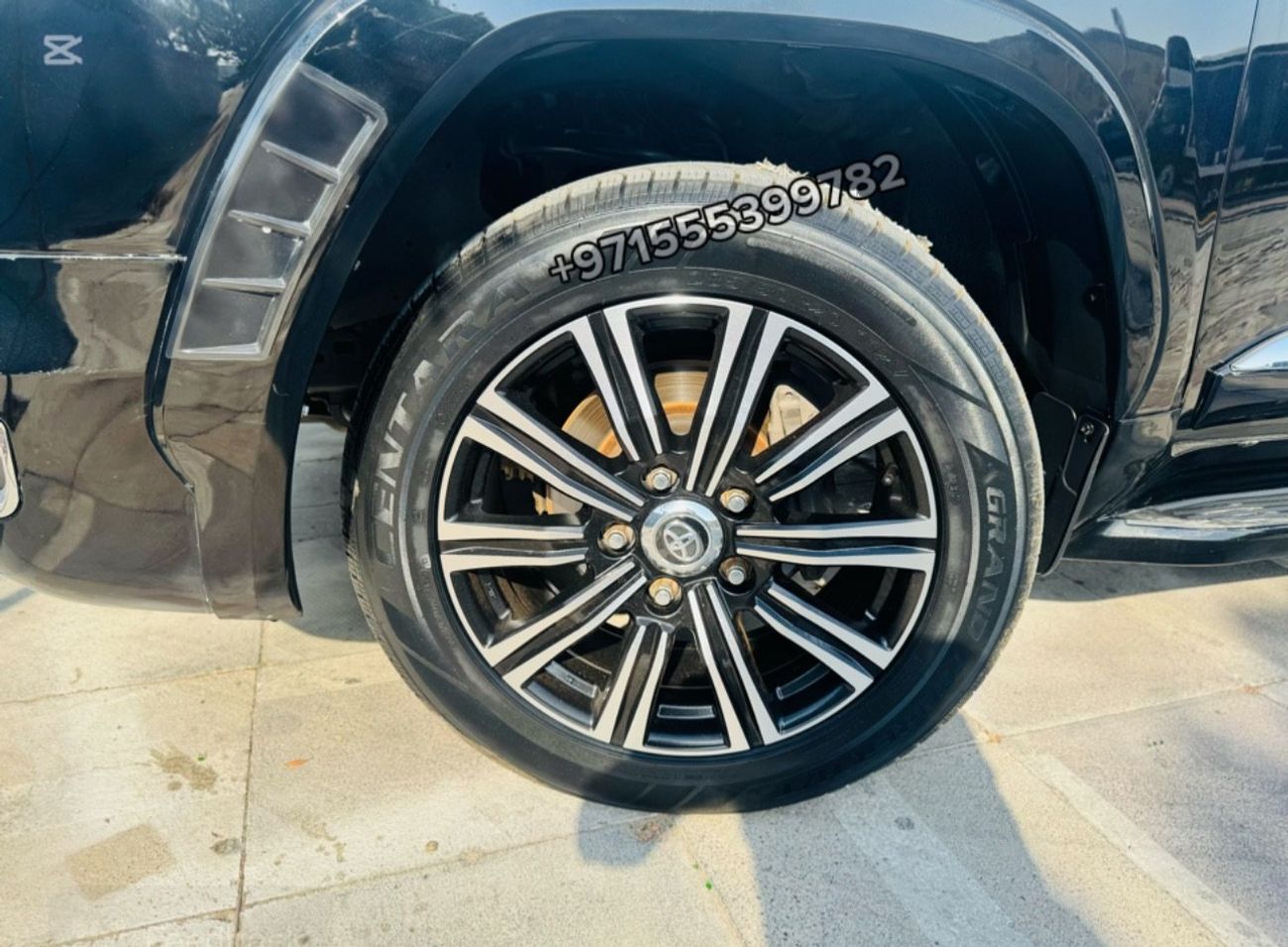 Toyota Land Cruiser Toyota Land Cruiser 2016 upgraded to 2025 complete with dashboard