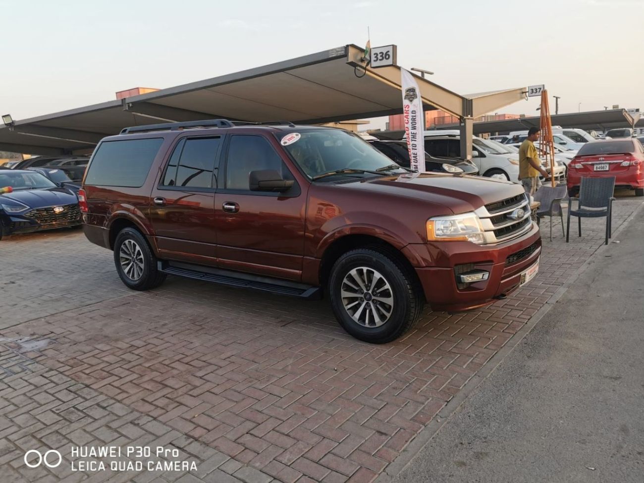 Ford Expedition XLT 3.5L In excellent condition and requires no expense