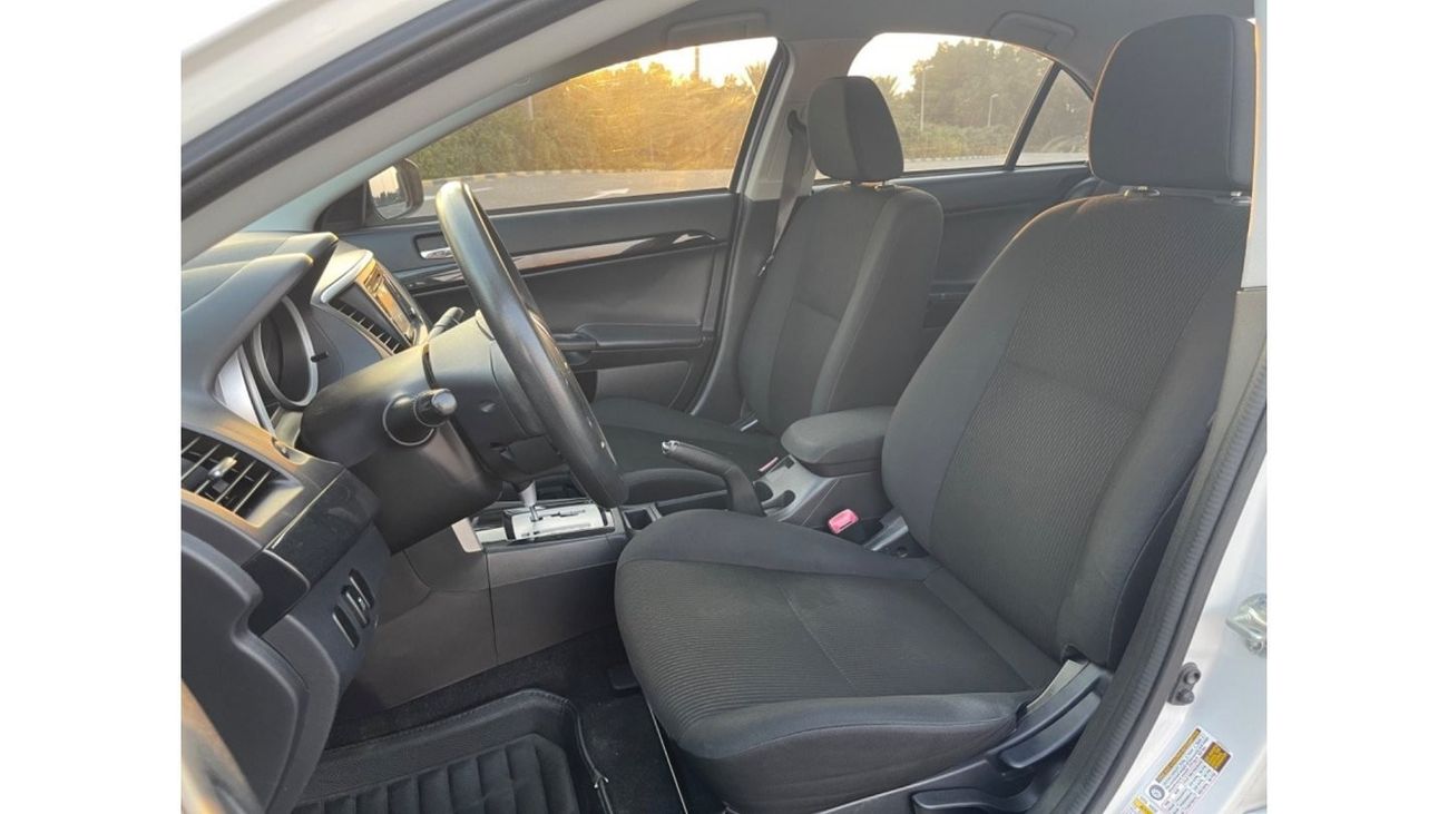 Mitsubishi Lancer ES Mitsubishi Lancer 2,0   Model 2017 USA full automatic Excellent Condition