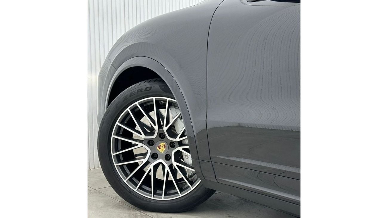 Porsche Cayenne 2018 Porsche Cayenne Turbo, June 2025 Porsche Warranty, Full Options, Low Kms, GCC