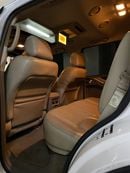 Nissan Pathfinder LE