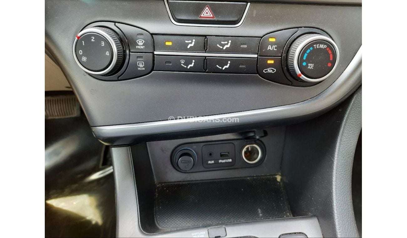 كيا أوبتيما كيا أوبتيما ٢٠١٥ خليجي بحالة ممتازة جدا للبيع