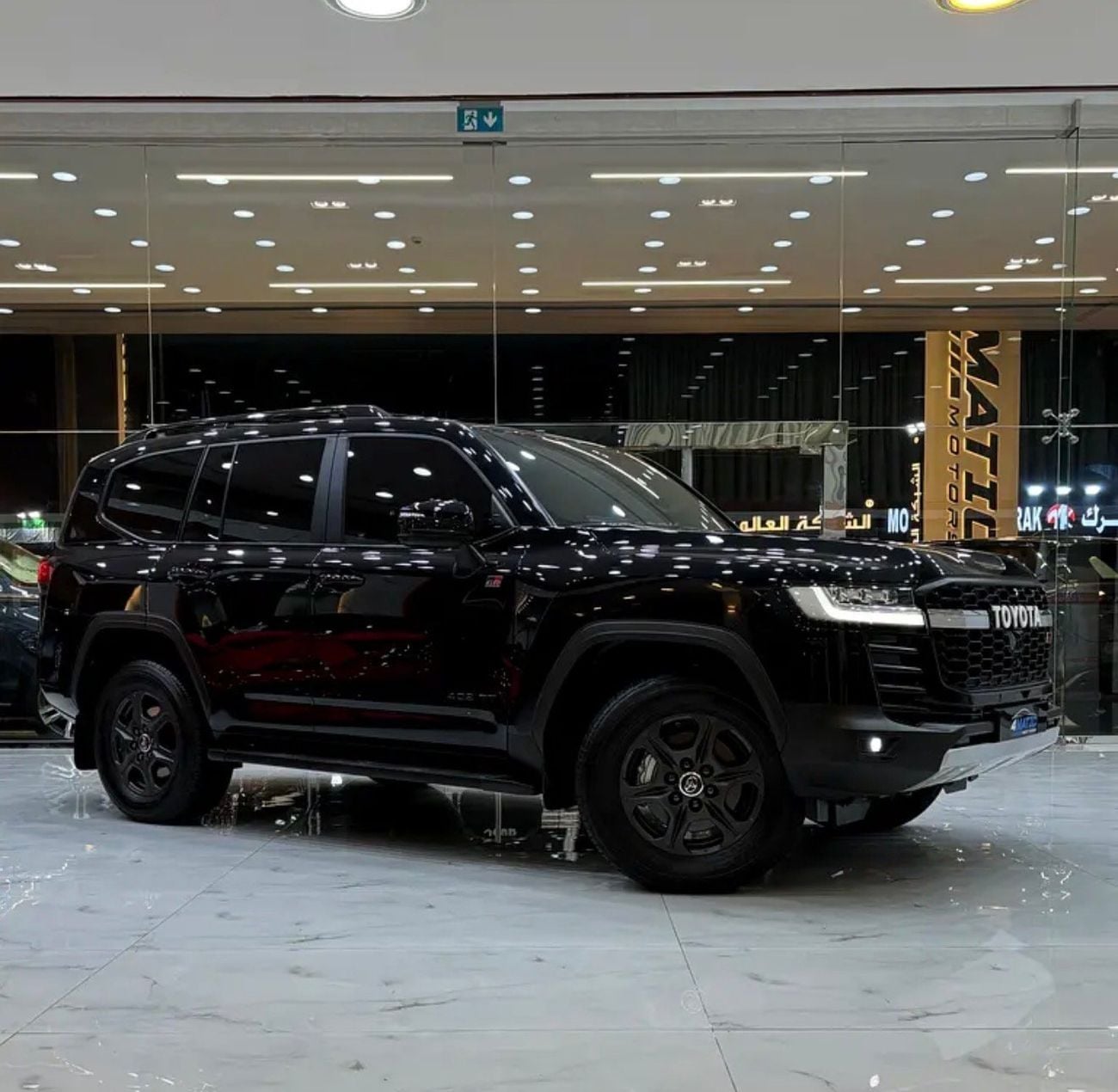 تويوتا لاند كروزر 2022 Model GR Sports Full Option Red and Black Interior Very Clean and Perfect Condition