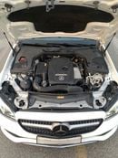 مرسيدس بنز E300 Mercedes-Benz E300 4Matic panorama V4 2.0L Model 2017 Price:90.000AED  Mileage:140.000 Km  Specifica